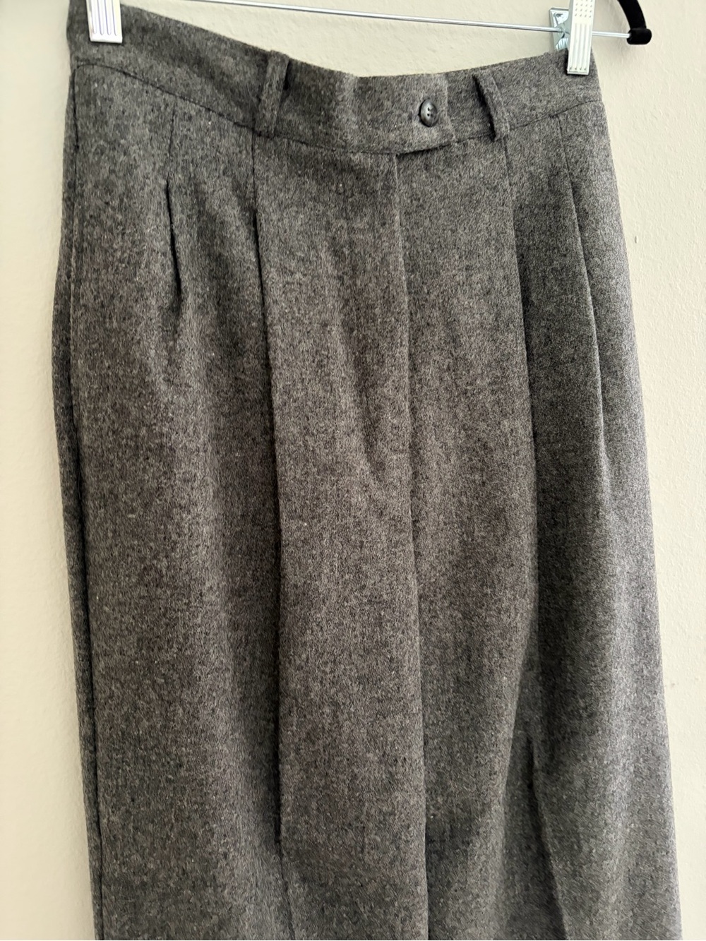 Vintage Limited Women's Size 8 Gray High Rise Wool Pleated Pants Cuffs USA - Picture 3 of 12